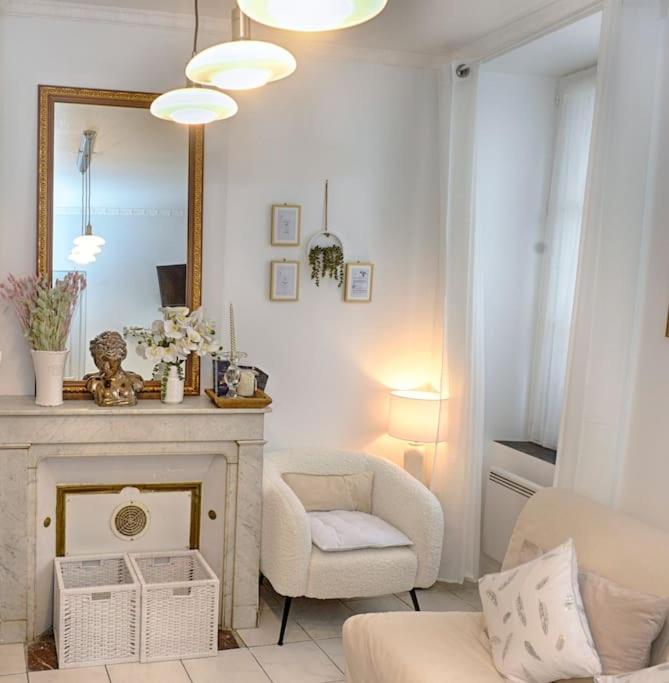 Ferienwohnung Le Nid Cosy -Au Coeur D'Orléans Exterior foto